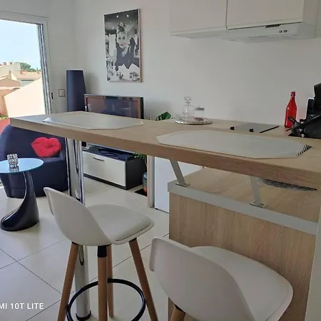Apartment 551, Port Soleil Au Village Naturiste